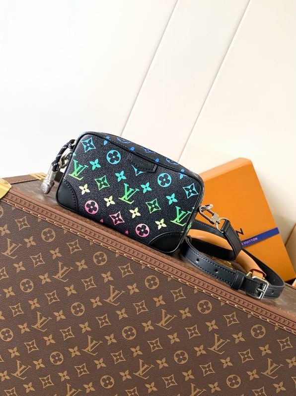 Сумка мужская Trocadero 20 см