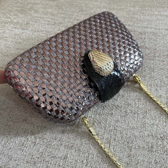 Сумка на цепочке 20 см фото 2