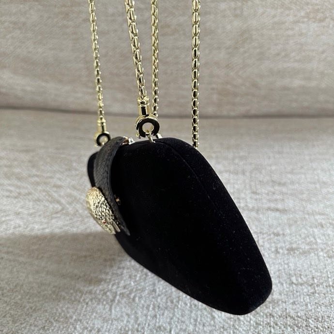 Сумка на цепочке 20 см фото 3