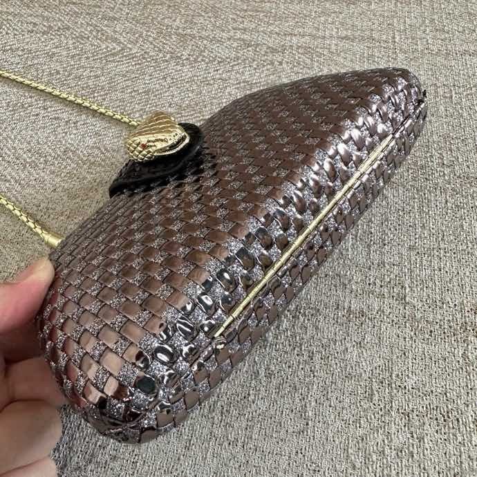 Сумка на цепочке 20 см фото 6