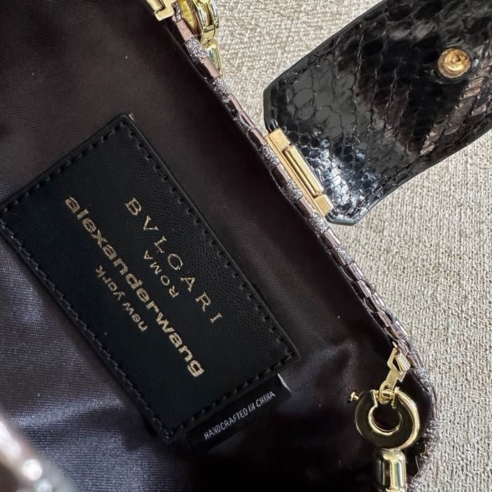 Сумка на цепочке 20 см фото 8