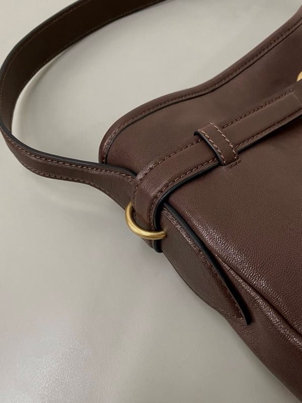 Сумка на плечо Aventure 24 см фото 8