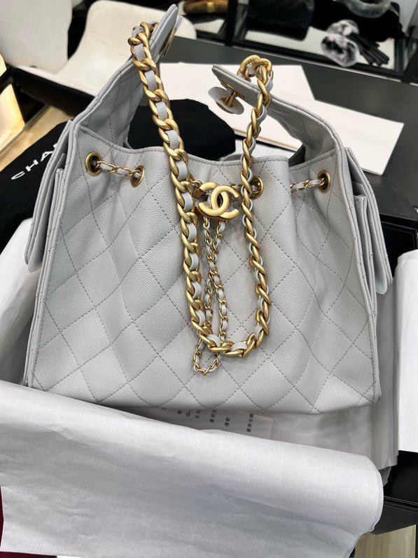 Сумка на плечо кожаная THE CHANEL 25