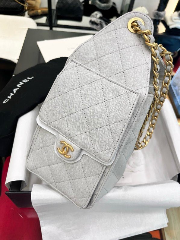 Сумка на плечо кожаная THE CHANEL 25 фото 2