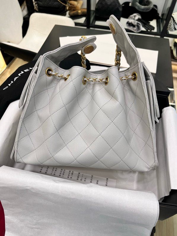 Сумка на плечо кожаная THE CHANEL 25 фото 4