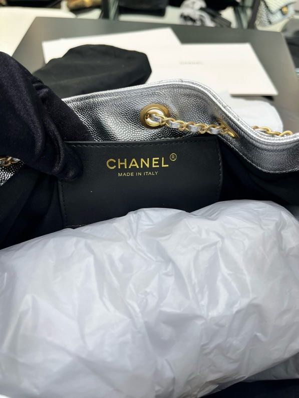 Сумка на плечо кожаная THE CHANEL 25 фото 4