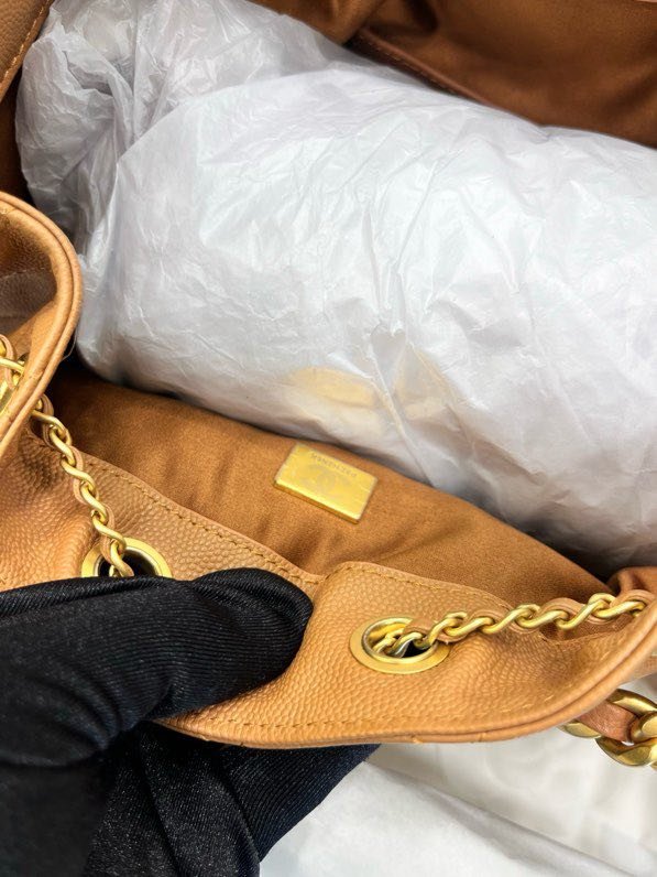 Сумка на плечо кожаная THE CHANEL 25 фото 8