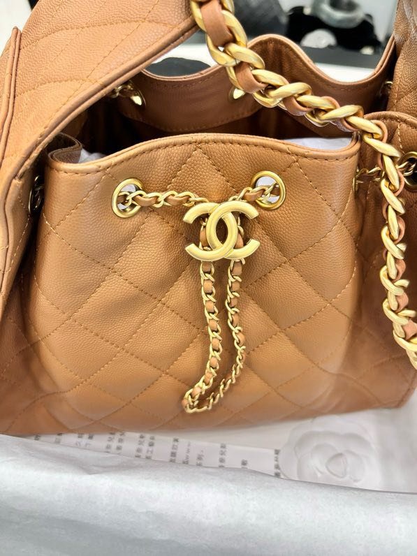 Сумка на плечо кожаная THE CHANEL 25 фото 9