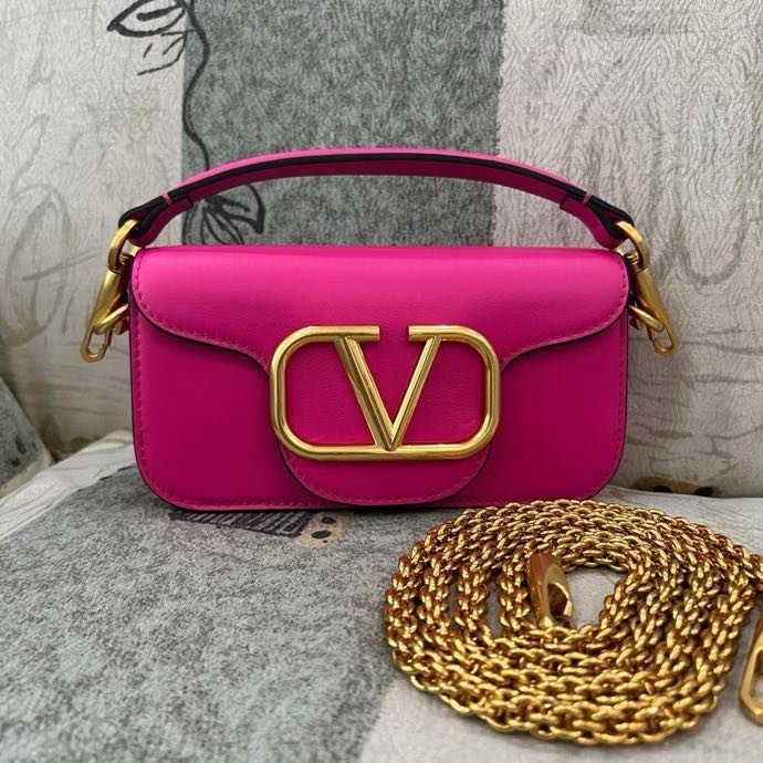 Сумка на плече Poudre Micro Loco з телячої шкіри з логотипом Vlogo