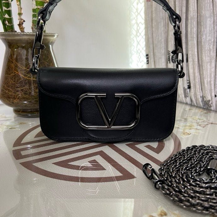 Сумка на плече Poudre Micro Loco з телячої шкіри з логотипом Vlogo