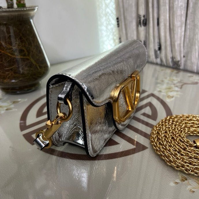 Сумка на плече Poudre Micro Loco з телячої шкіри з логотипом Vlogo фото 3