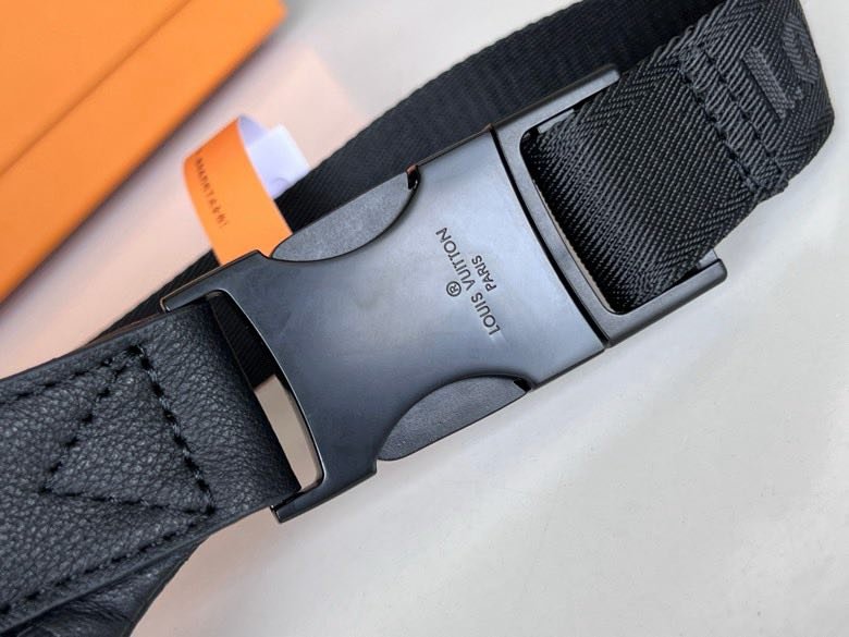 A bag on belt Discovery leather 44 cm фото 2