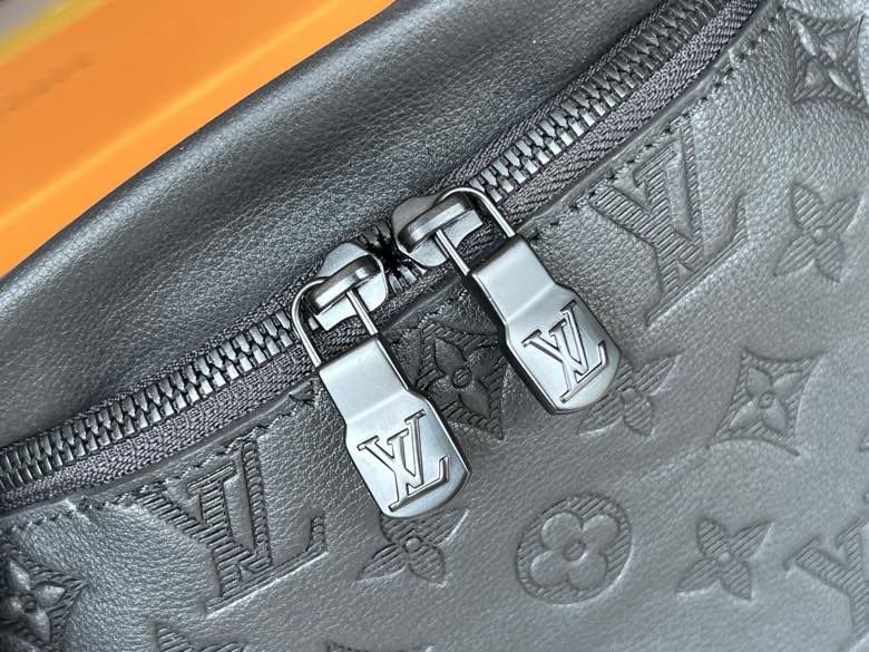 A bag on belt Discovery leather 44 cm фото 6