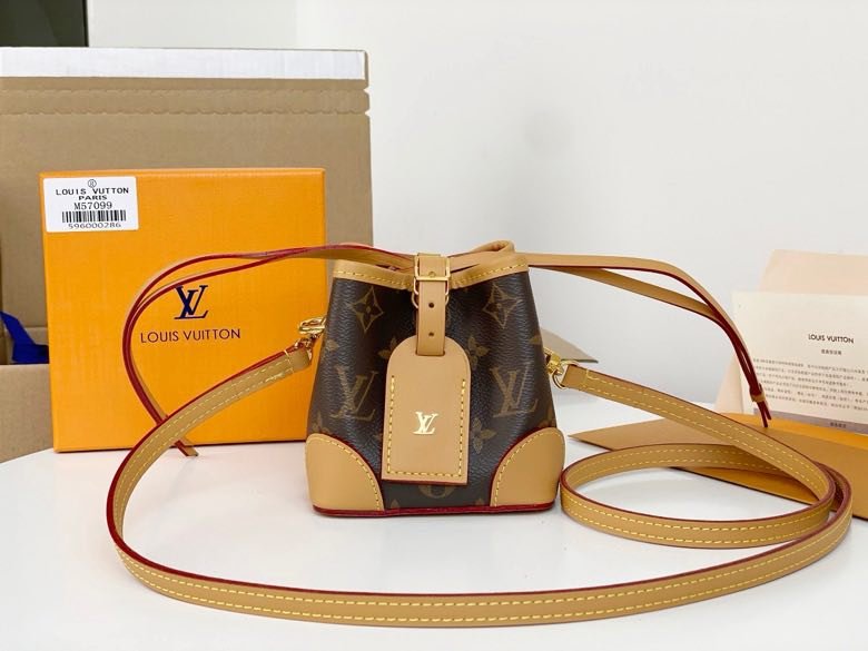 Сумка Nano 12 см