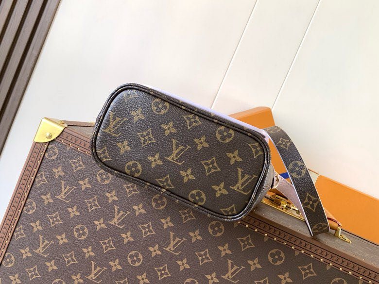 Сумка Neverfull Bandouliere Inside Out BB фото 4
