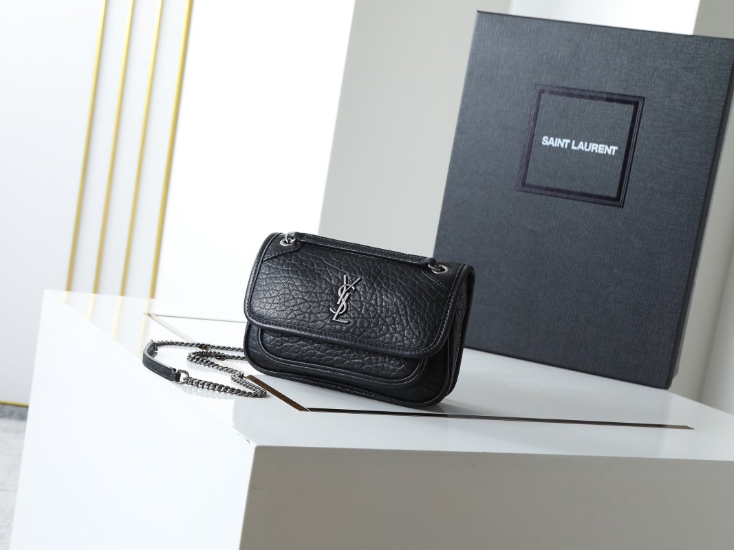 Сумка Niki mini кожаная через плечо 18 см