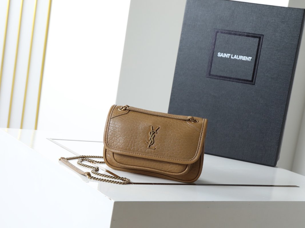 Сумка Niki mini кожаная через плечо 18 см