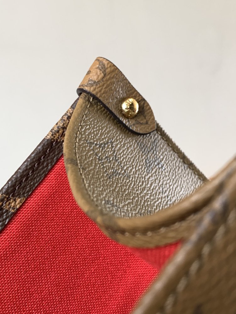 A bag Onthego Medium 34 cm фото 7