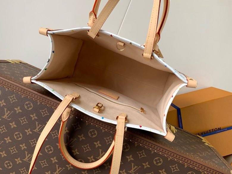 Сумка OnTheGo Medium 35 см от Takashi Murakami фото 4