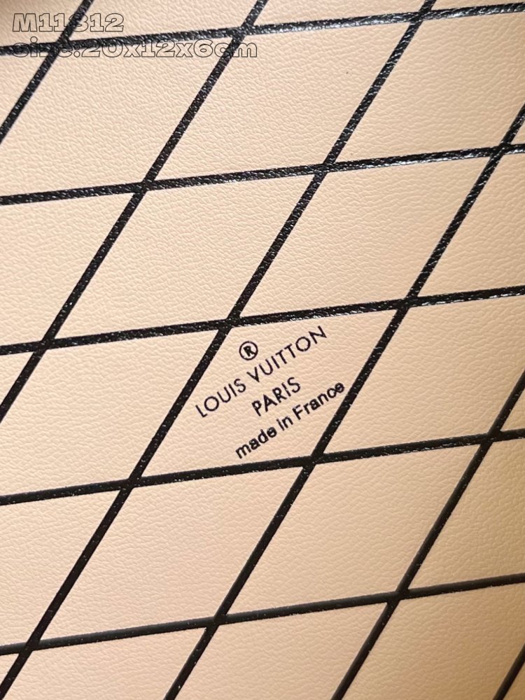 Сумка Petite Malle 20 см фото 9