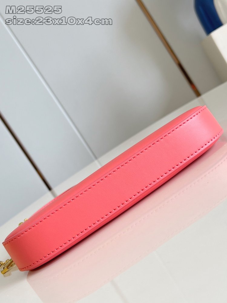 Сумка Pochette LV Bloom 23 см фото 5