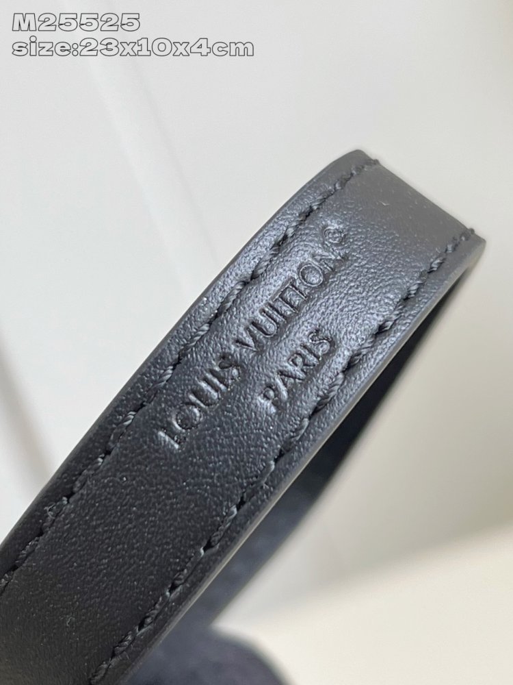 A bag Pochette LV Bloom 23 cm фото 6