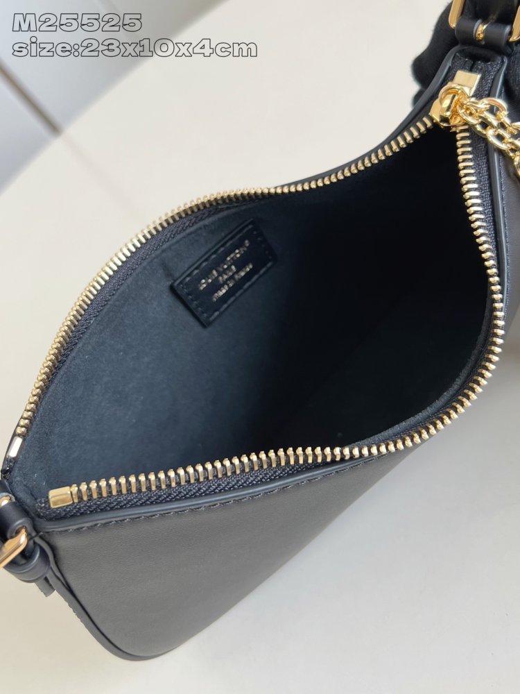 A bag Pochette LV Bloom 23 cm фото 8