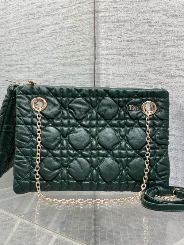 Сумка Pre-Fall 33 см из мягкой телячьей кожи