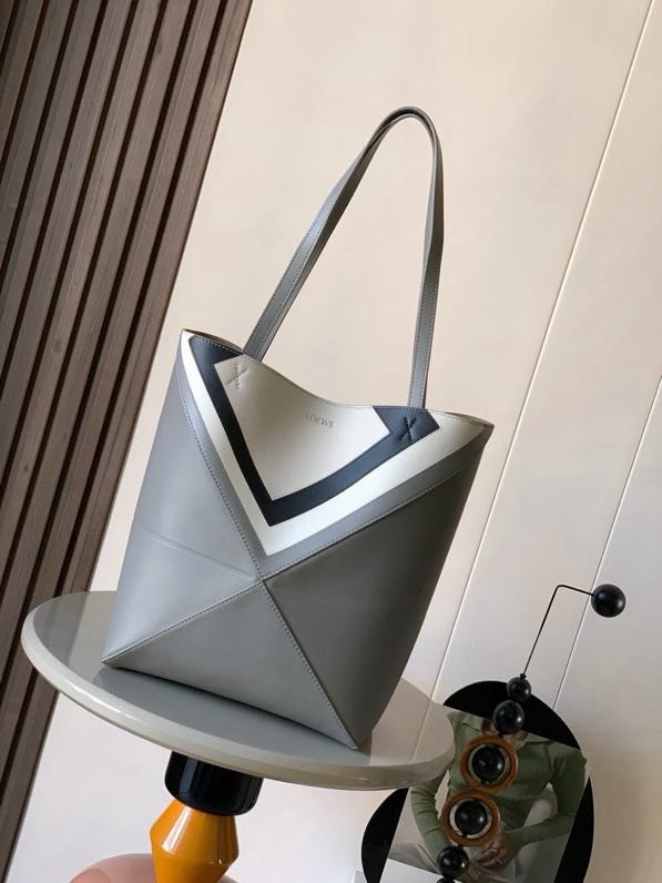 A bag Puzzle Fold 31 cm