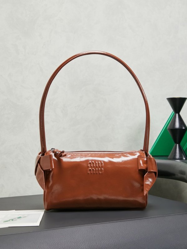 A bag Ribbon leather women\'s 21 cm