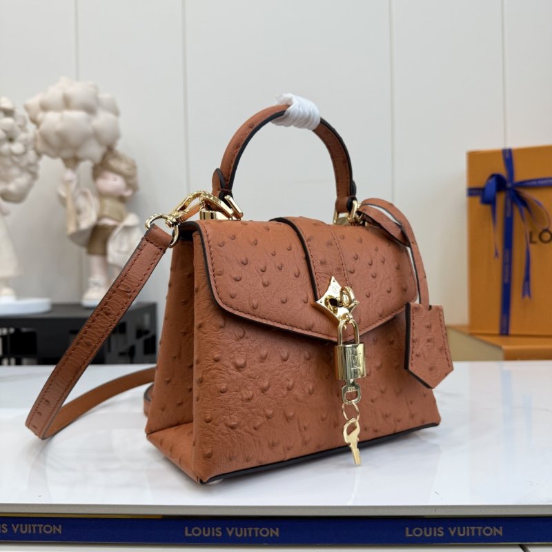 Сумка ROSE DES VENTS из кожи страуса 19 см фото 3