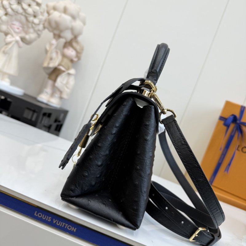 Сумка ROSE DES VENTS из кожи страуса 19 см фото 5