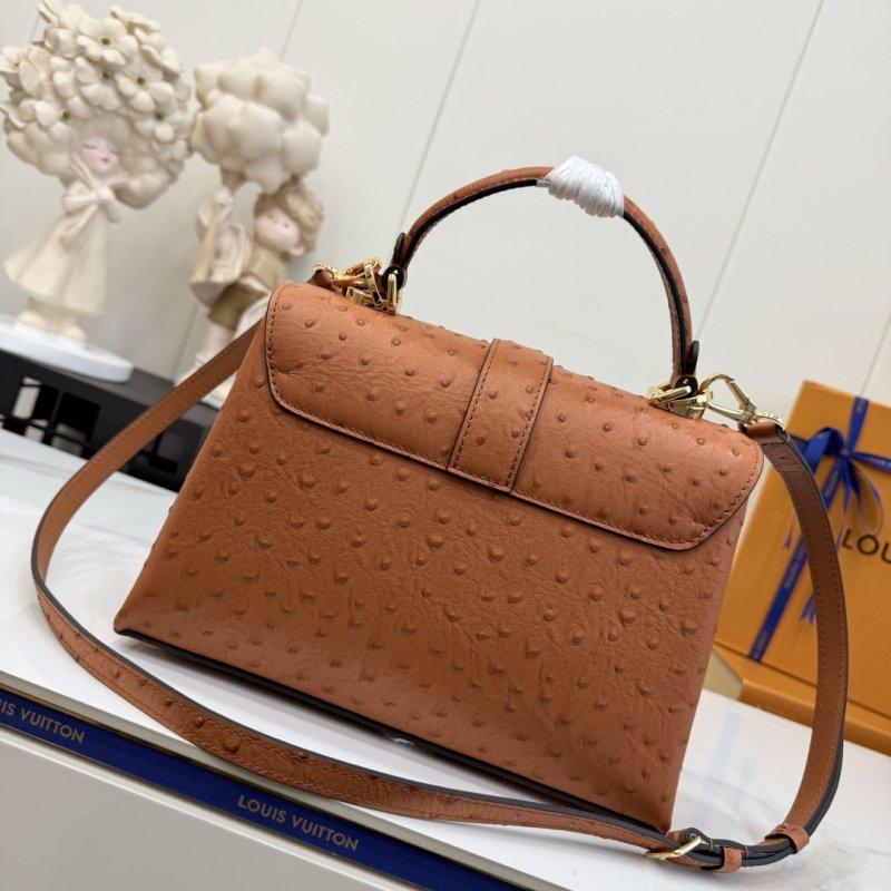 Сумка ROSE DES VENTS из кожи страуса 27 см фото 6