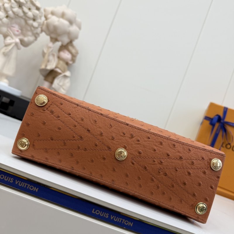 Сумка ROSE DES VENTS из кожи страуса 27 см фото 7