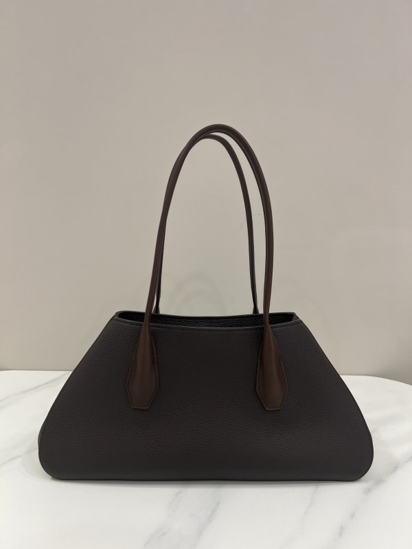 A bag Row Alger leather 39 cm
