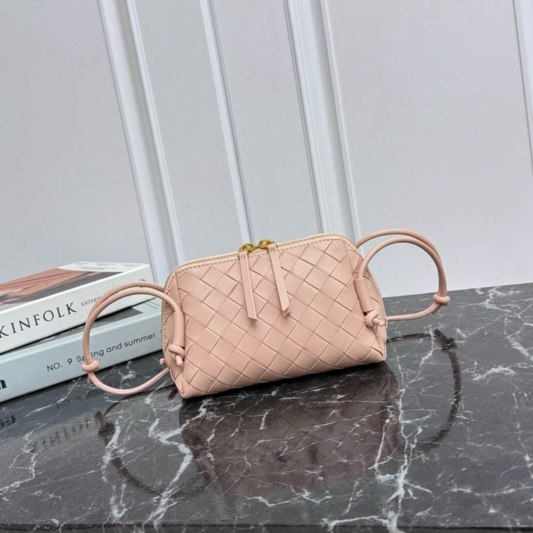 A bag pink across shoulder leather 18 cm