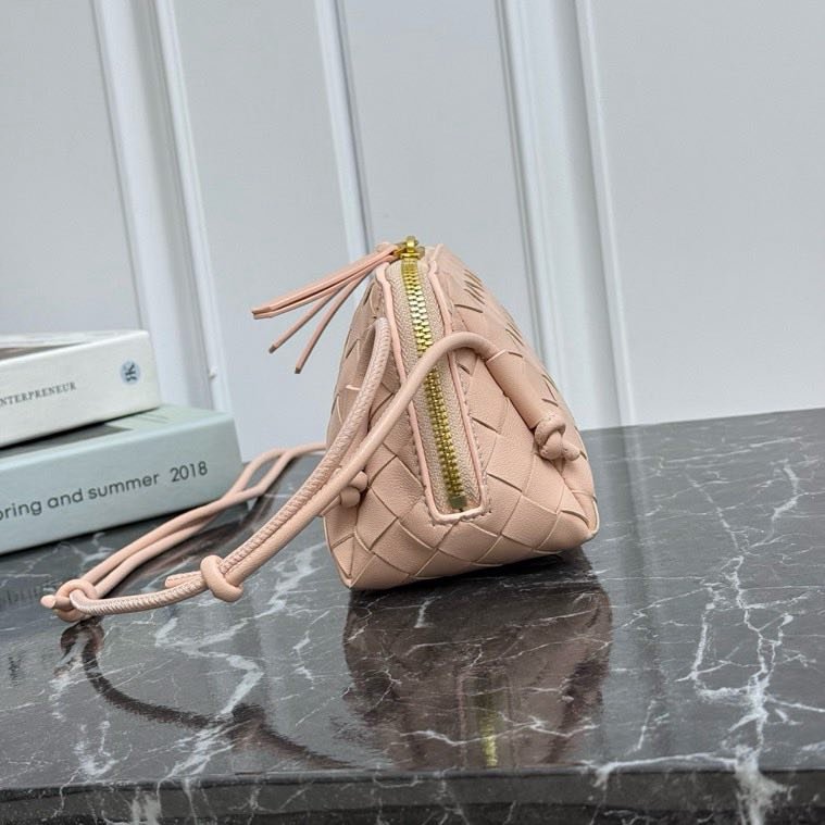 A bag pink across shoulder leather 18 cm фото 2