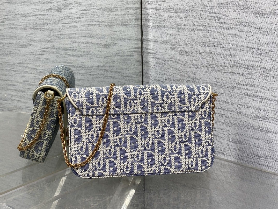 Сумка Saddle Chain Handbag Series WOC 21 см фото 5