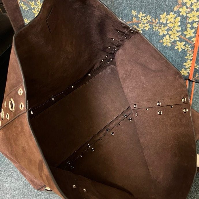 Сумка шоппер Valentino Garavani Nellcote Grained Calfskin 46 см фото 5