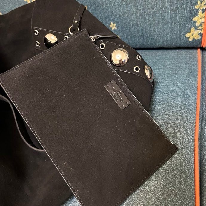 Сумка шоппер Valentino Garavani Nellcote Grained Calfskin 46 см фото 5