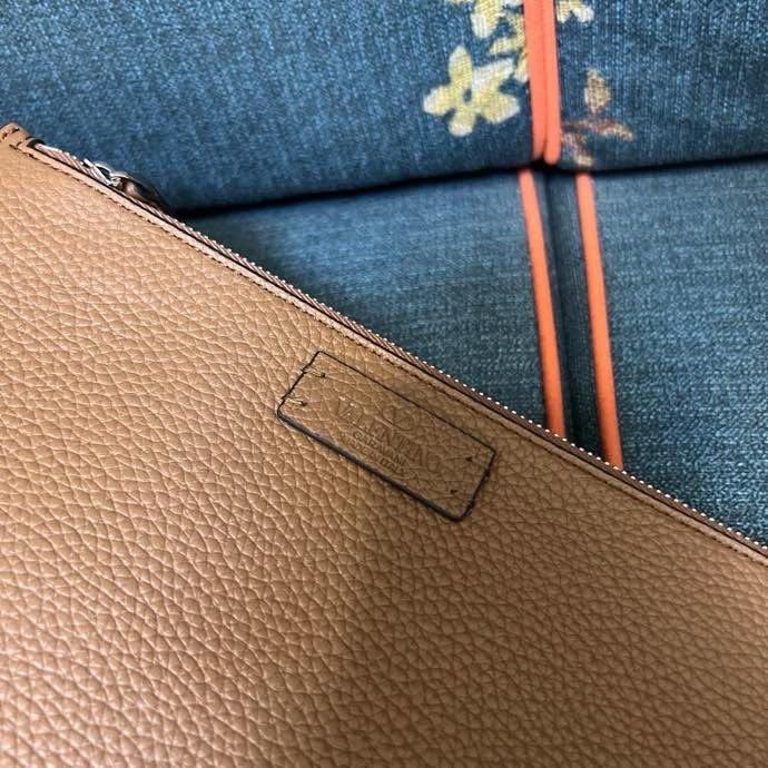 Сумка шоппер Valentino Garavani Nellcote Grained Calfskin 46 см фото 6