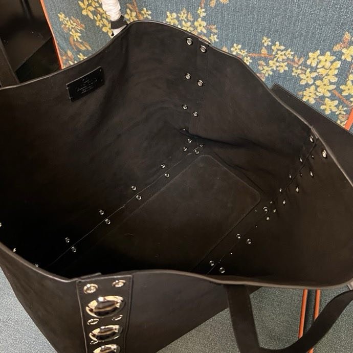 Сумка шоппер Valentino Garavani Nellcote Grained Calfskin 46 см фото 7