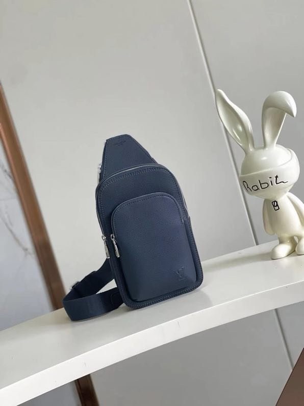 Сумка слинг Avenue PM