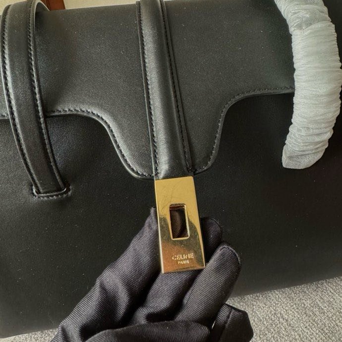 A bag SOFT 16 of soft grained skin 32 cm фото 6