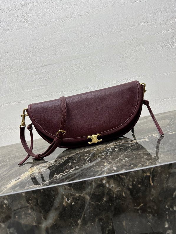 Сумка SOFT TRIOMPHE HALFMOON 25 см