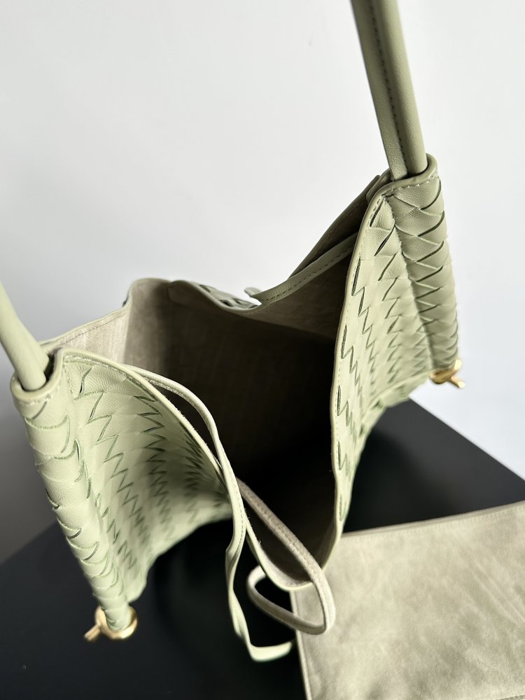 Сумка Solstice кожаная 29 см фото 9