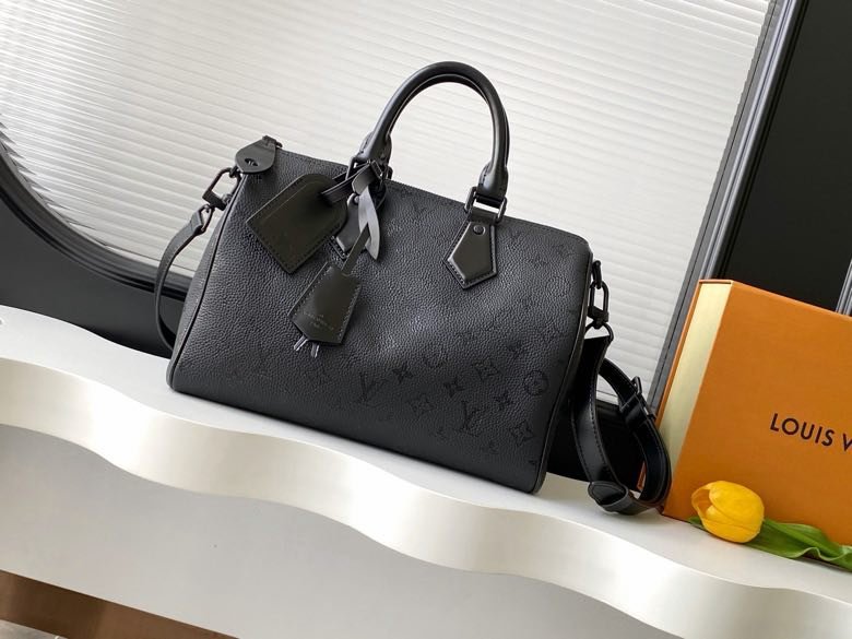 A bag SPEEDY BANDOULIERE 30