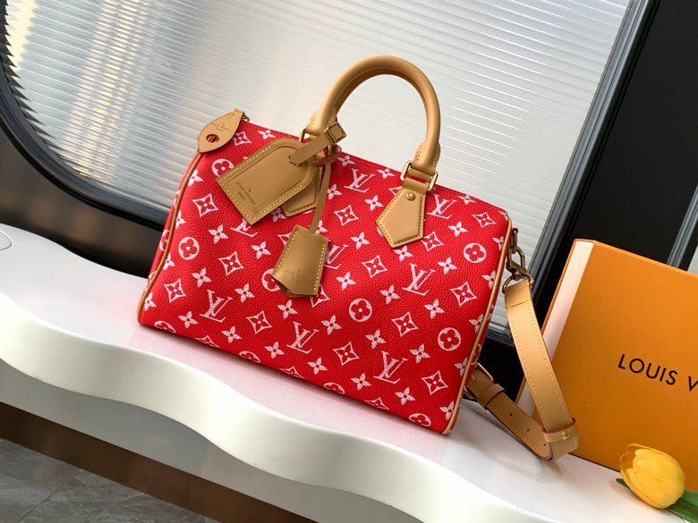 A bag SPEEDY BANDOULIERE 30