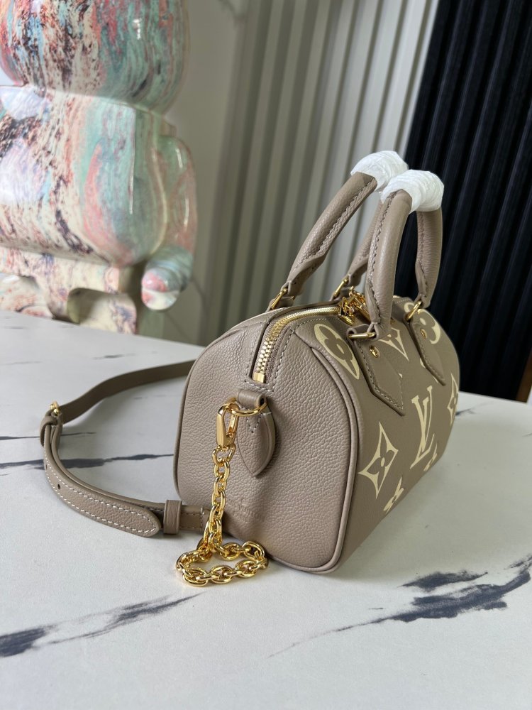 A bag Speedy Pillow 20 cm фото 3