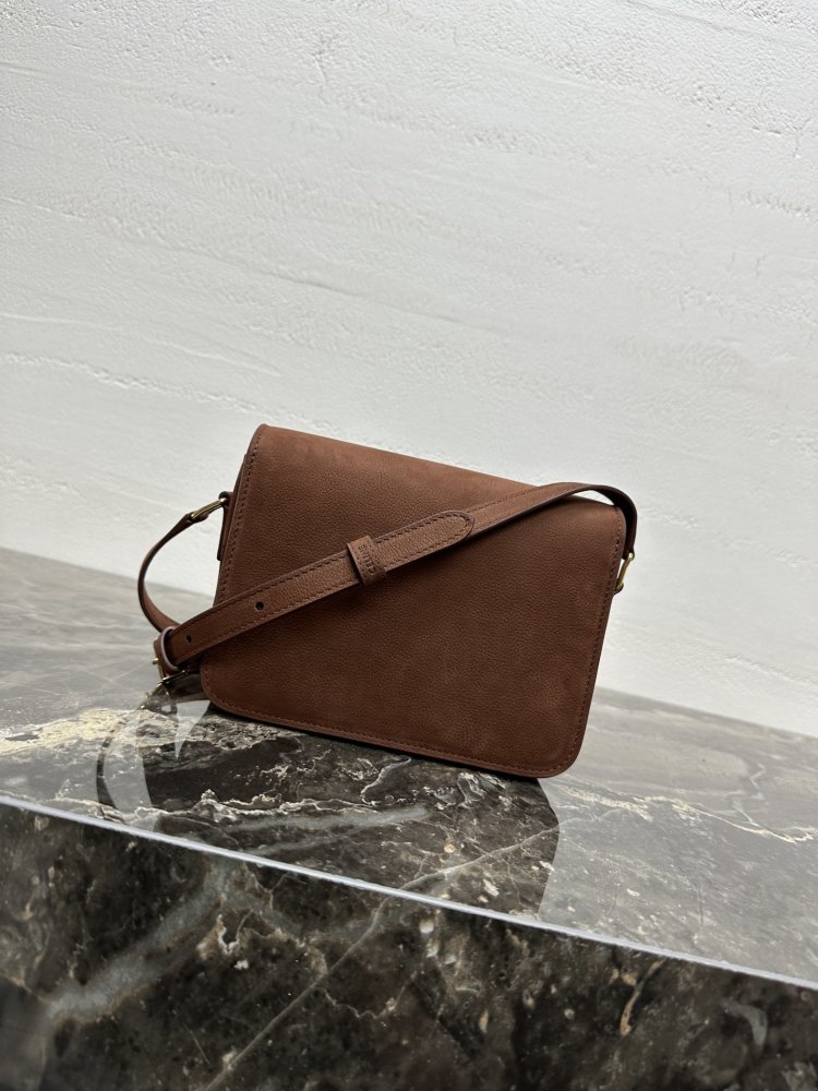 Сумка TEEN TRIOMPHE кожаная 18 см фото 4